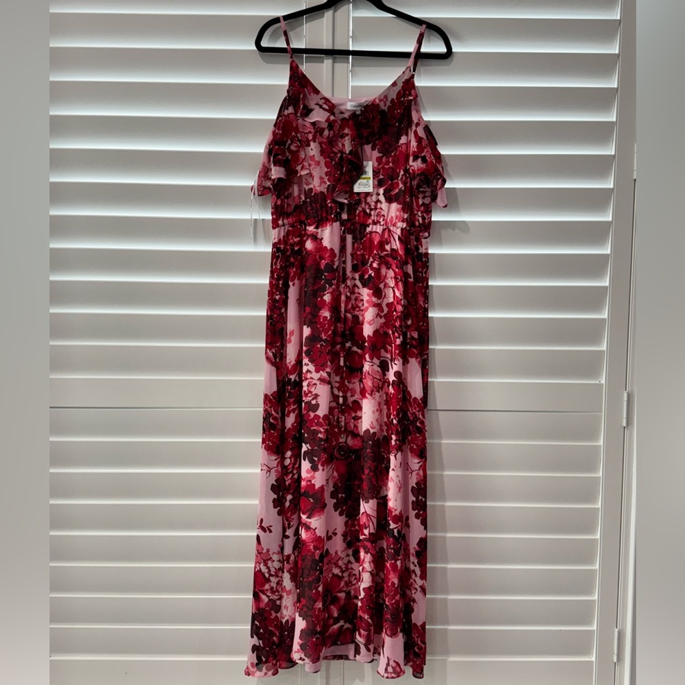 NWT- Calvin Klein Floral Peek a Boo Shoulder Strappy Dress- -14